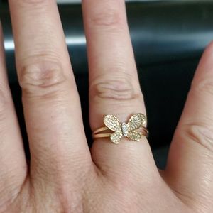 Butterfly ring